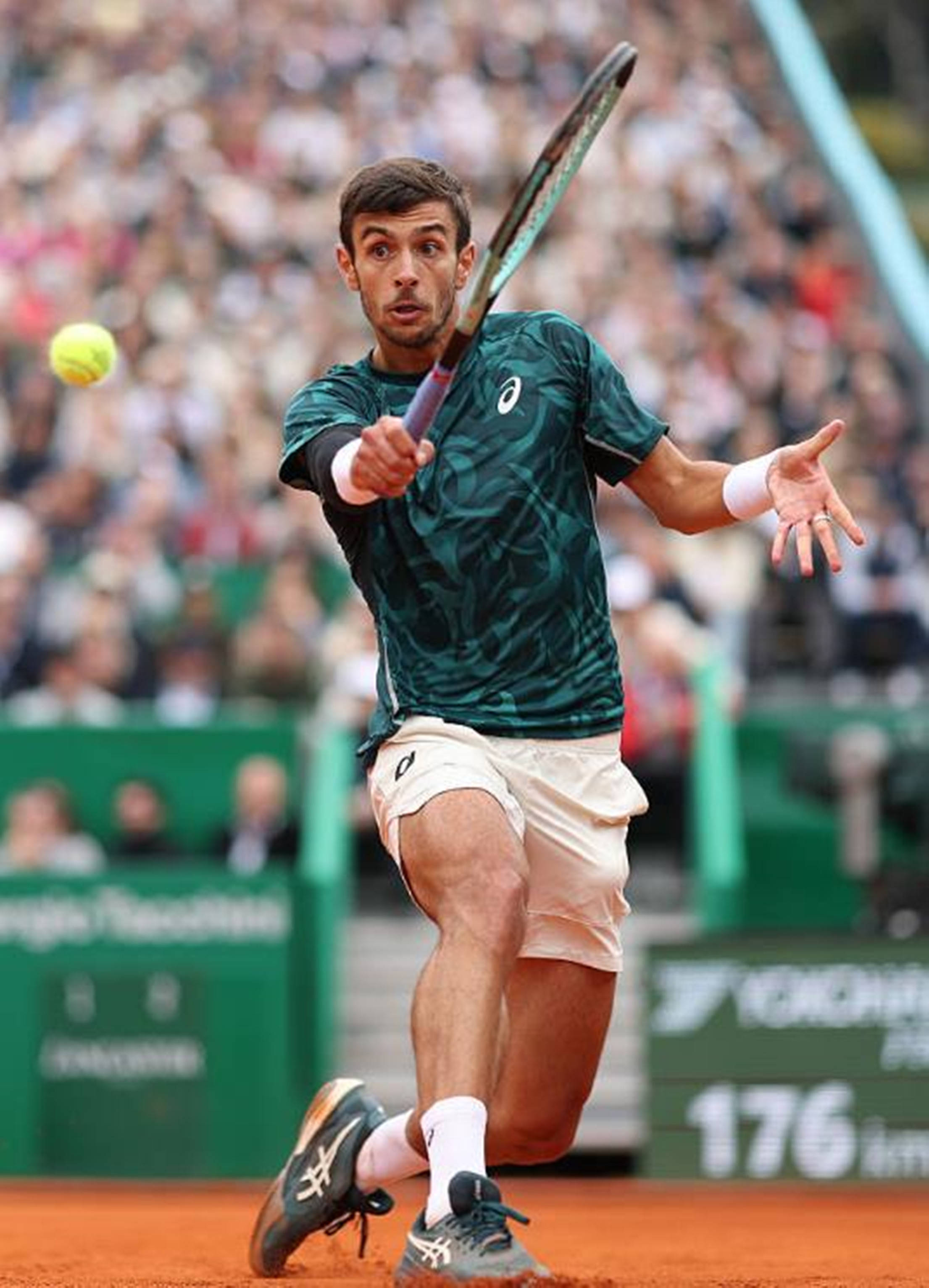 稳固后防线 稳固后防线